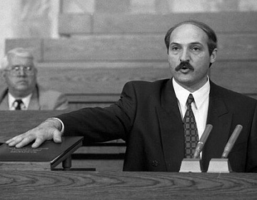 Ровно 30 лет назад 20 июля 1994 года Александр Лукашенко официально вступил в должность