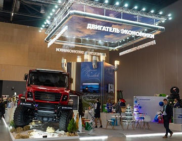 Знакомство с роботом-доильщиком и тест-драйв минского грузовика – яркие моменты выставки «Моя Беларусь»