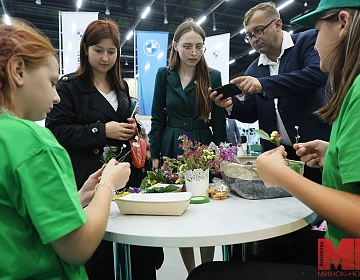 Биопосуда, конфеты из шишек и королевский питон: чем удивила выставка ECOLOGY EXPO — 2025